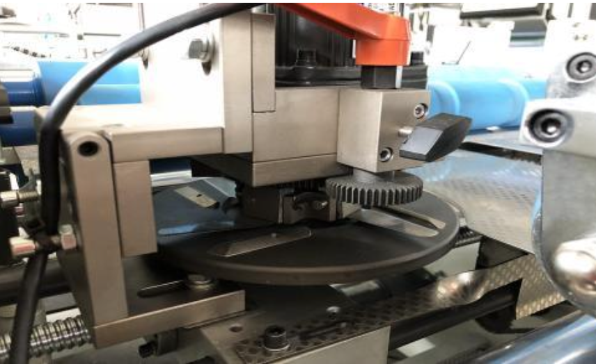 Máy cán màng nhiệt tự động tốc độ cao NFY-A 8